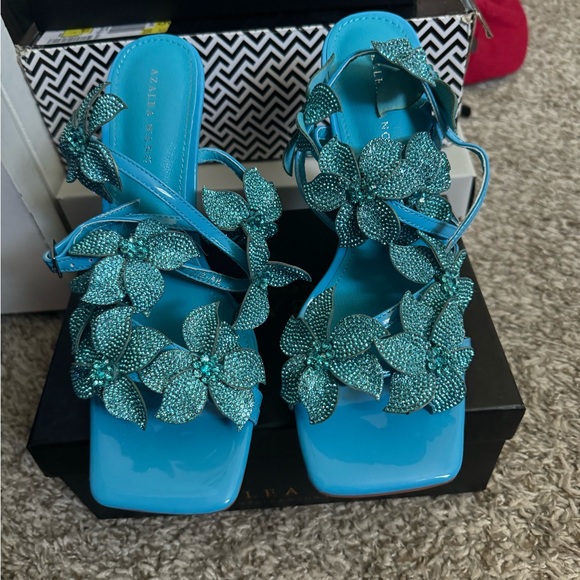 Gorgeous brand new Azalea Wang heels! - Picture 9 of 10